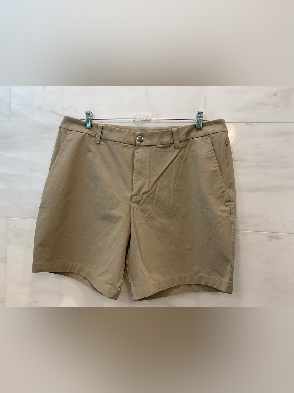 Lululemon Commission ABC 7” inseam Stretch Shorts - KHAKI TAN size 38 T48